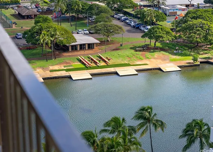Brooks Beach Vacations 4 Star Wyndham Resort 1803 Waikiki
